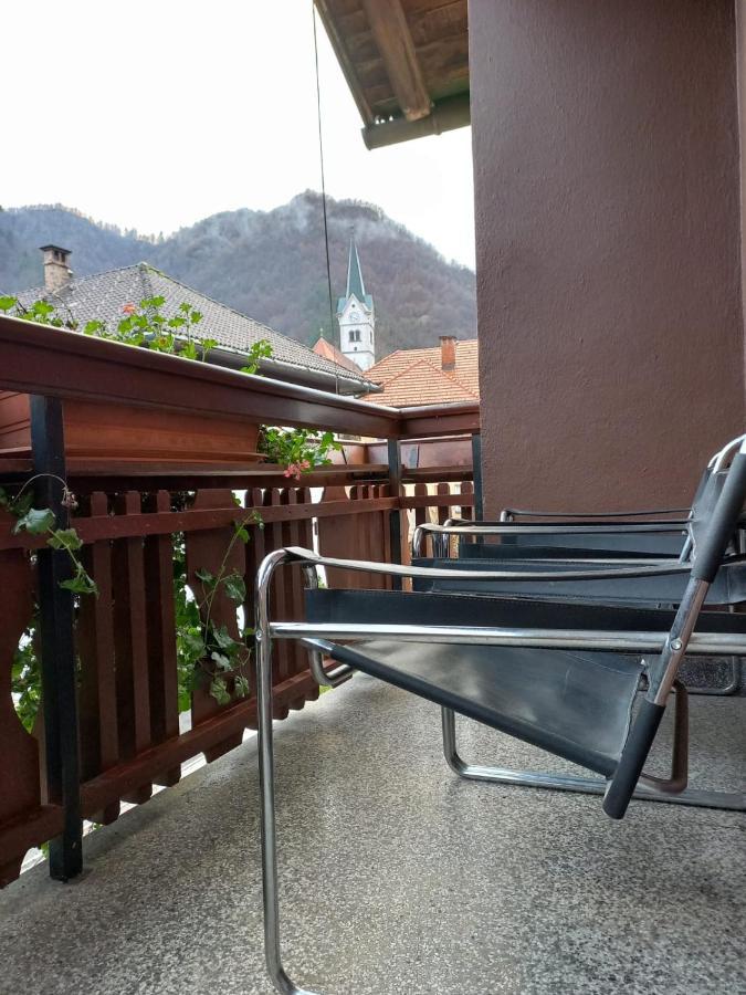 Riverside Villa Avo - Apartment Martin Spodnja Idrija Eksteriør billede